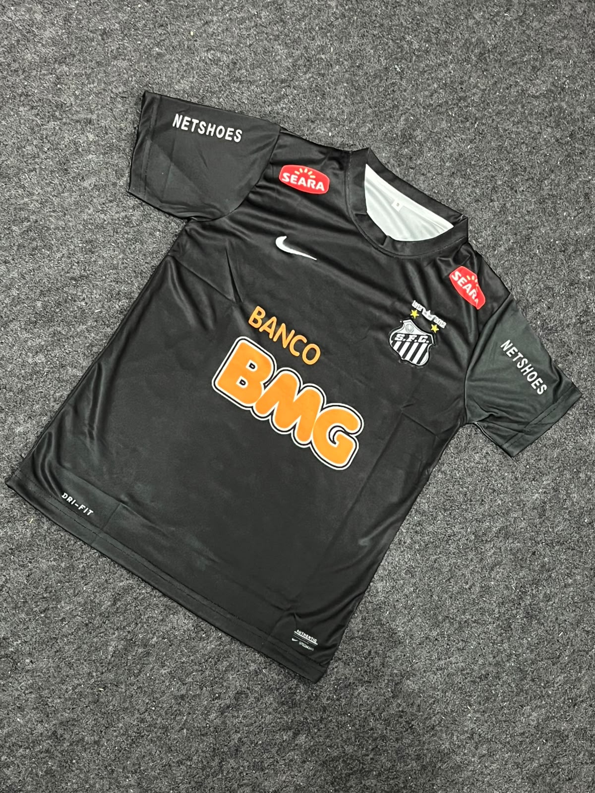 Neymar Jr. #11 black Santos FC 2011–2012 away retro jersey