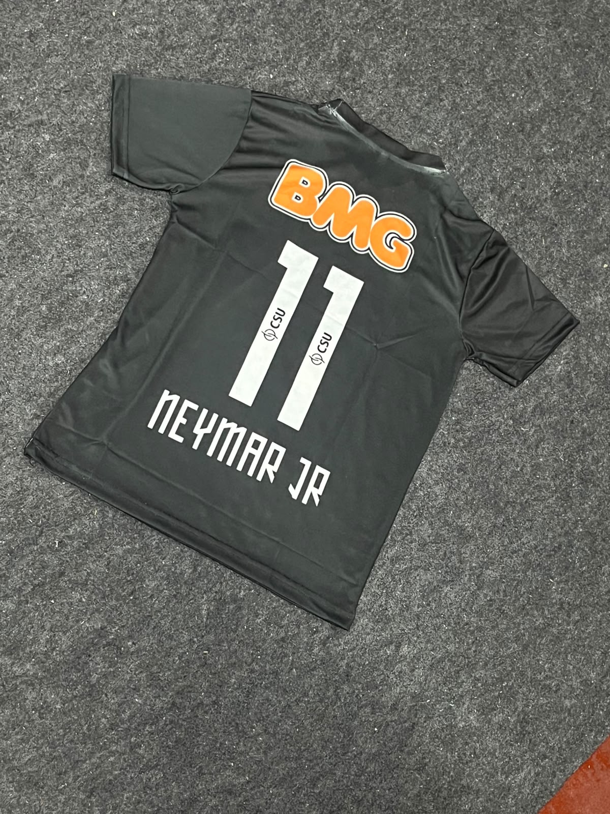 Neymar Jr. #11 black Santos FC 2011–2012 away retro jersey
