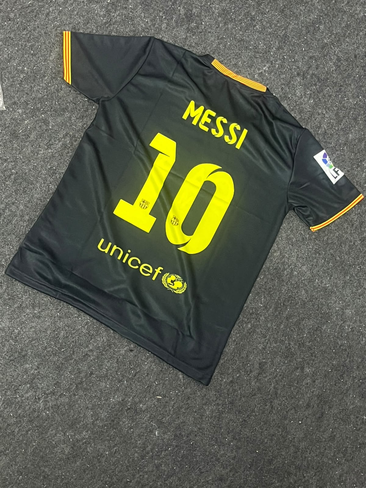 FC Barcelona 2013–14 Third/Away retro football jersey Number 10 Messi ( SUBLIMATION )